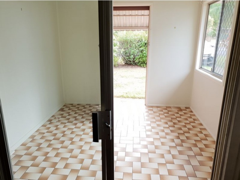 38 Duncan Street, Riverview QLD 4303