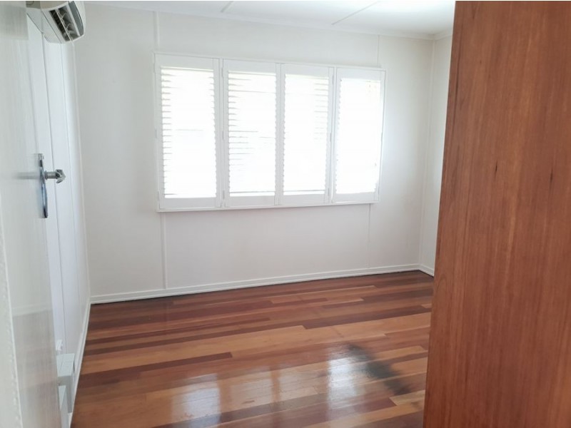 38 Duncan Street, Riverview QLD 4303