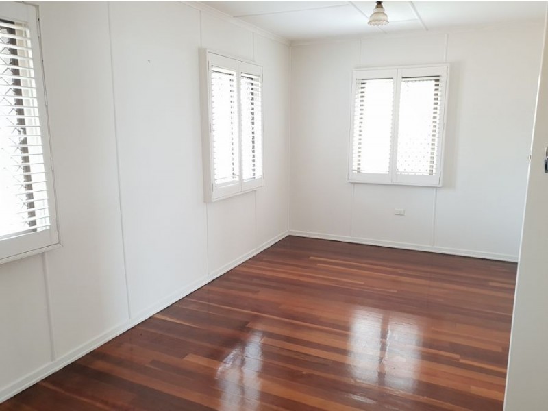 38 Duncan Street, Riverview QLD 4303