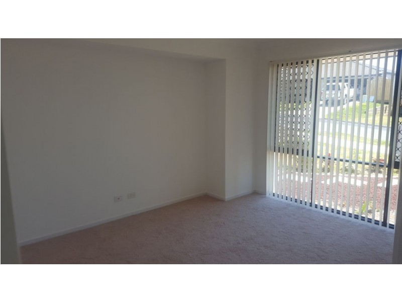 8 Calandra Street, Redbank Plains QLD 4301