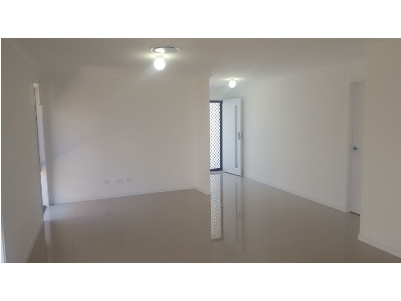 8 Calandra Street, Redbank Plains QLD 4301