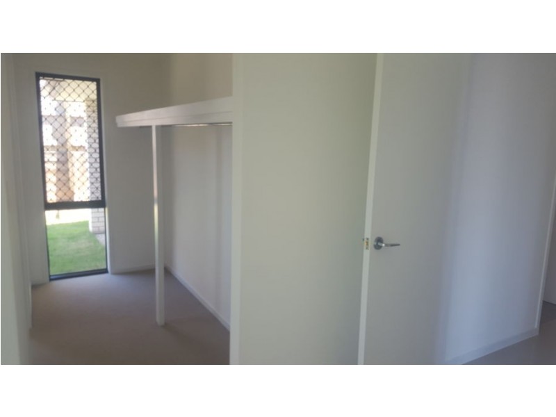 8 Calandra Street, Redbank Plains QLD 4301