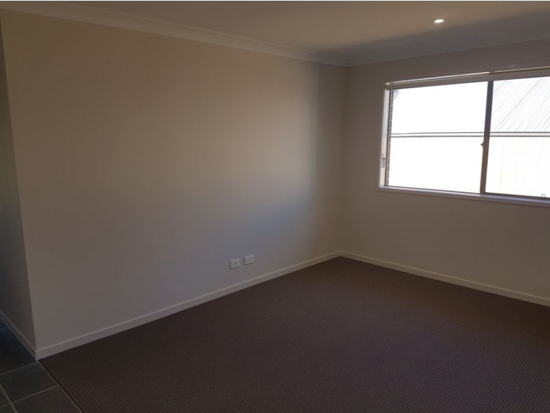 12 Hayman Street, Springfield Lakes QLD 4300