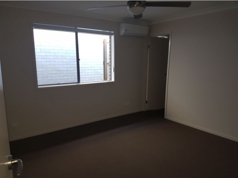 12 Hayman Street, Springfield Lakes QLD 4300
