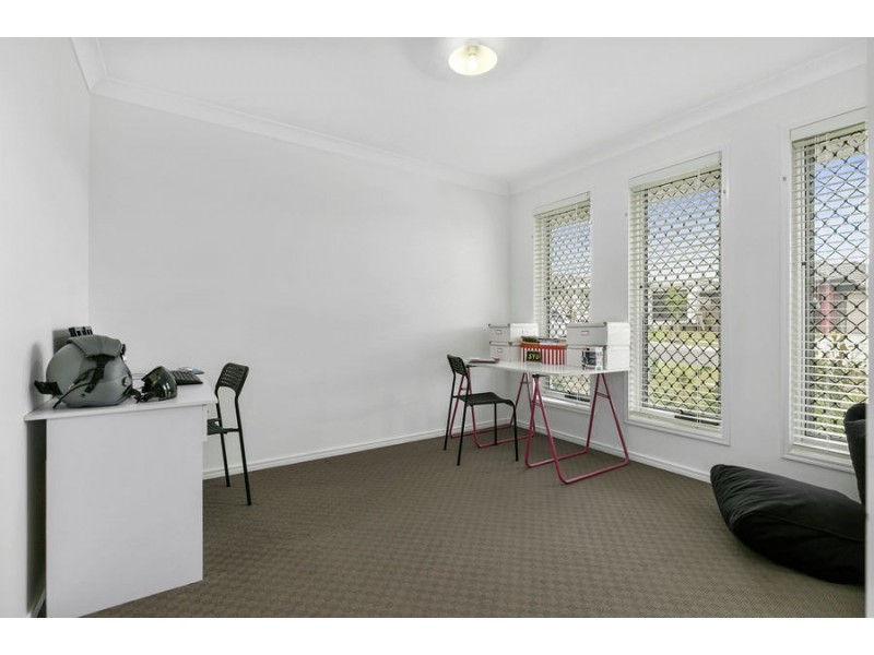 10 Lomandra Street, Deebing Heights QLD 4306