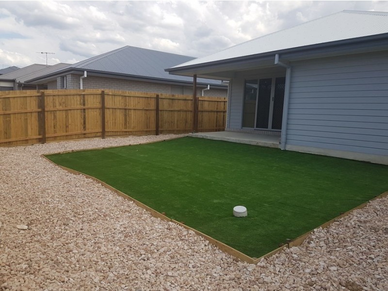 22 Pleasant Street, South Ripley QLD 4306