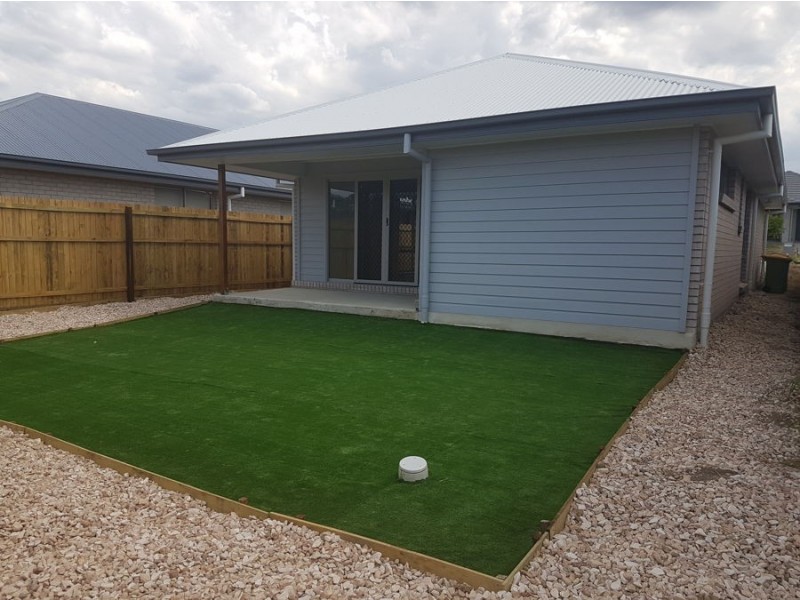 22 Pleasant Street, South Ripley QLD 4306