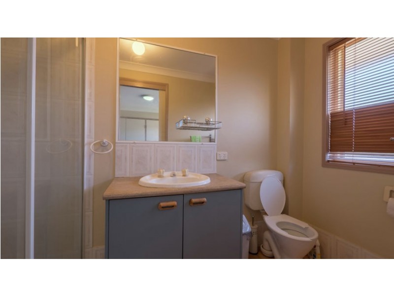 11/266 Henty Drive, Redbank Plains QLD 4301