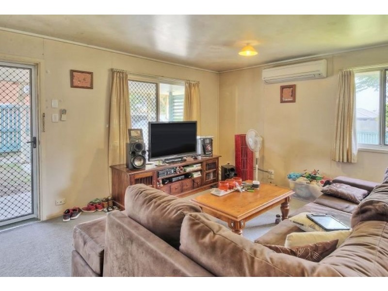 38 Nelson Street, Bundamba QLD 4304