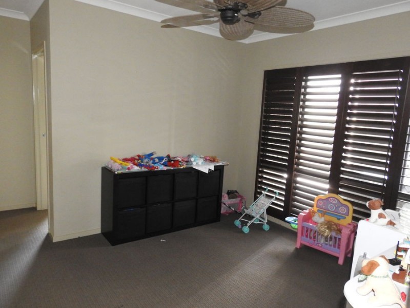 5 Dunne Street, Augustine Heights QLD 4300