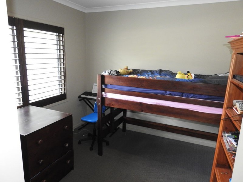 5 Dunne Street, Augustine Heights QLD 4300