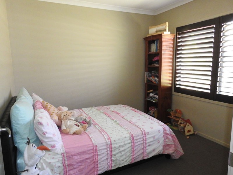 5 Dunne Street, Augustine Heights QLD 4300