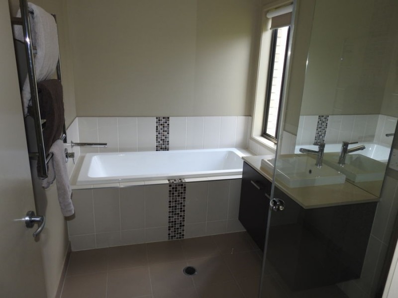 5 Dunne Street, Augustine Heights QLD 4300