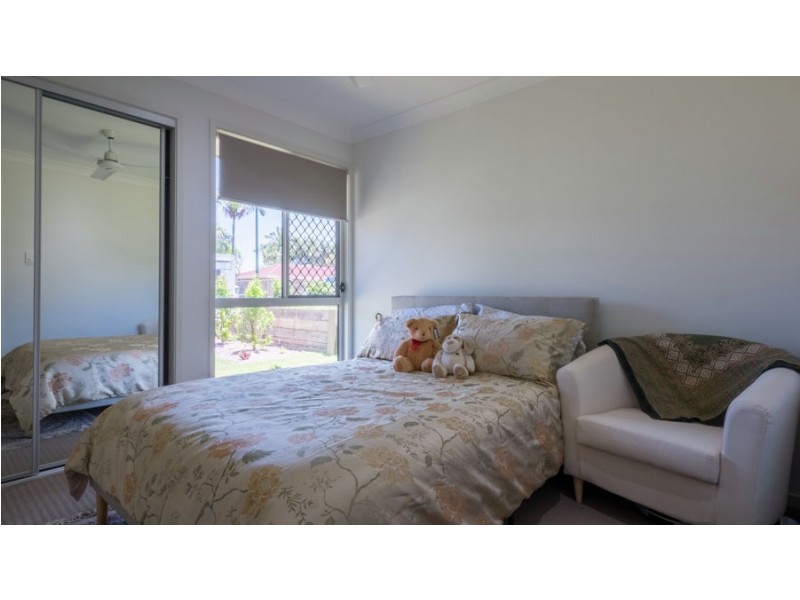 29 Foster Circuit, Hillcrest QLD 4118