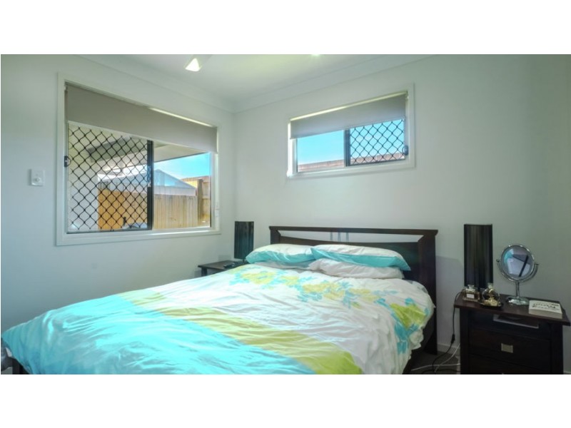 29 Foster Circuit, Hillcrest QLD 4118