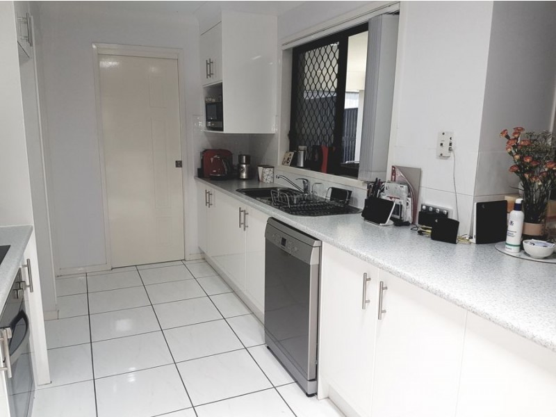 2 Coolibah Close, Springfield Lakes QLD 4300