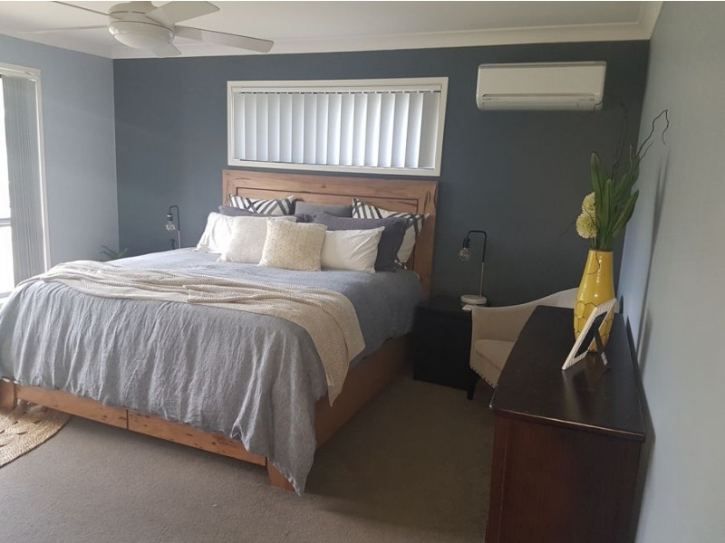2 Coolibah Close, Springfield Lakes QLD 4300