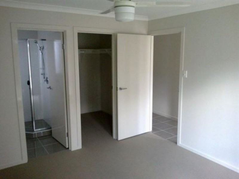 50 Lindeman Street, Springfield Lakes QLD 4300