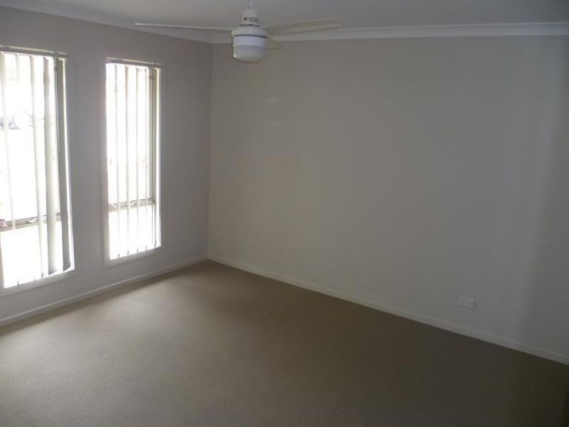 50 Lindeman Street, Springfield Lakes QLD 4300