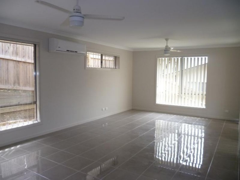 50 Lindeman Street, Springfield Lakes QLD 4300