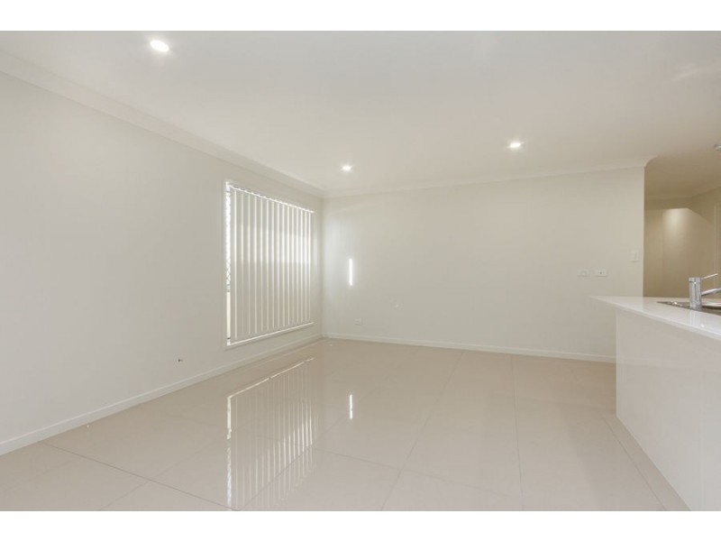 3 Greenstone Street, Yarrabilba QLD 4207