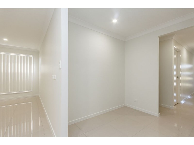 3 Greenstone Street, Yarrabilba QLD 4207