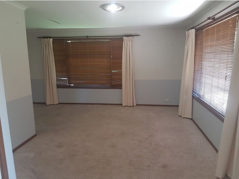 25 Dobell Avenue, Collingwood Park QLD 4301