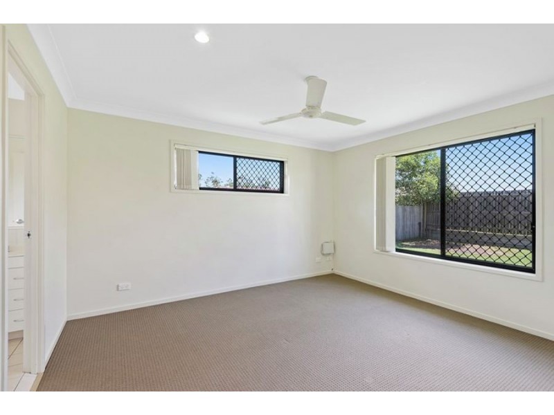 31 Odea Crescent, Goodna QLD 4300