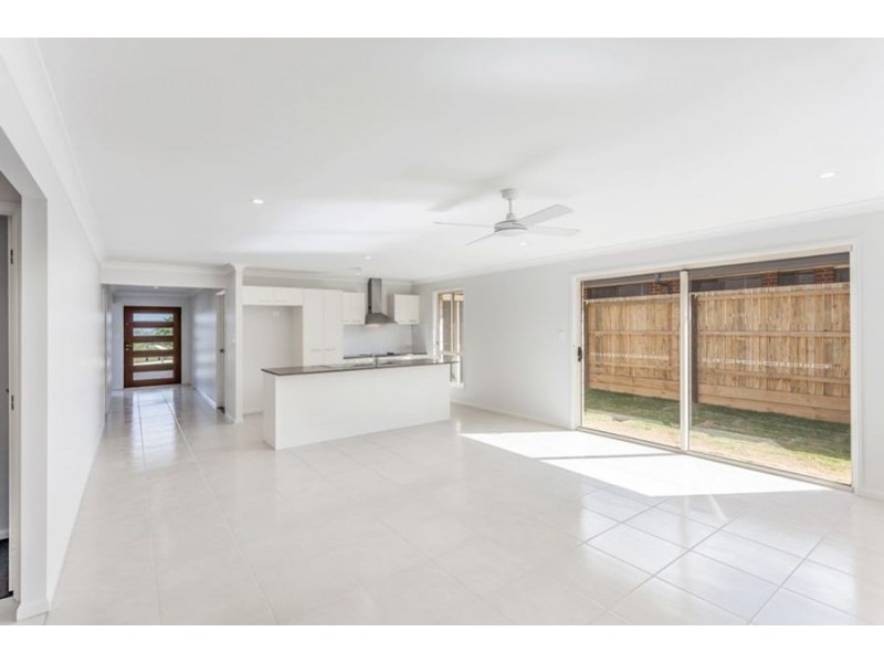 6 Culgoa Drive, Plainland QLD 4341