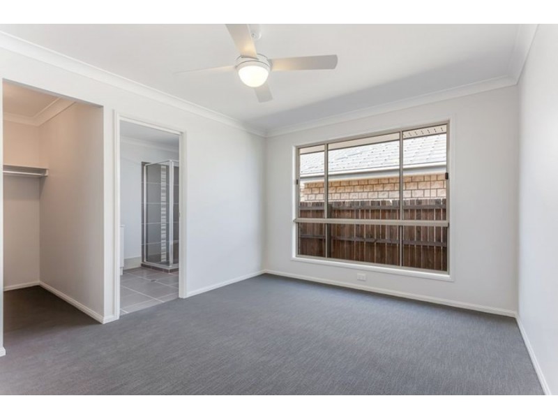 6 Culgoa Drive, Plainland QLD 4341