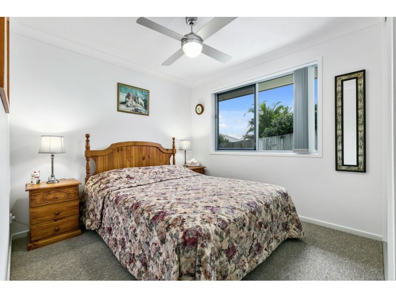 33 Perrys Crescent, Rosewood QLD 4340