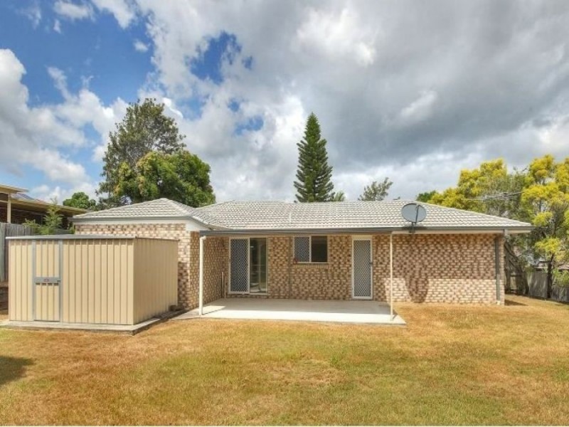 5 Zenith Court, Regents Park QLD 4118