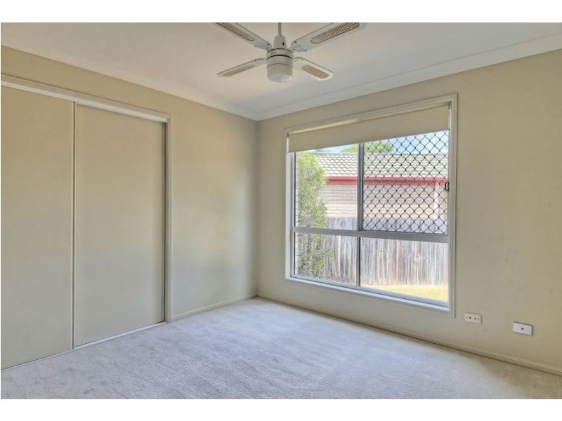 5 Zenith Court, Regents Park QLD 4118