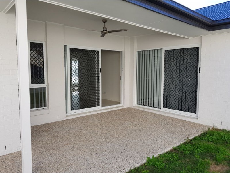 26 Opossum Circuit, Springfield Lakes QLD 4300