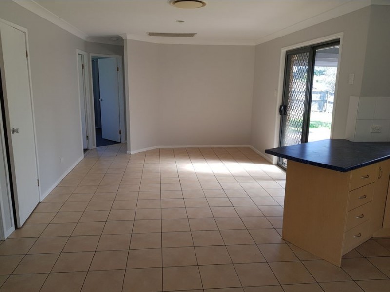 15 Buckland Court, Collingwood Park QLD 4301