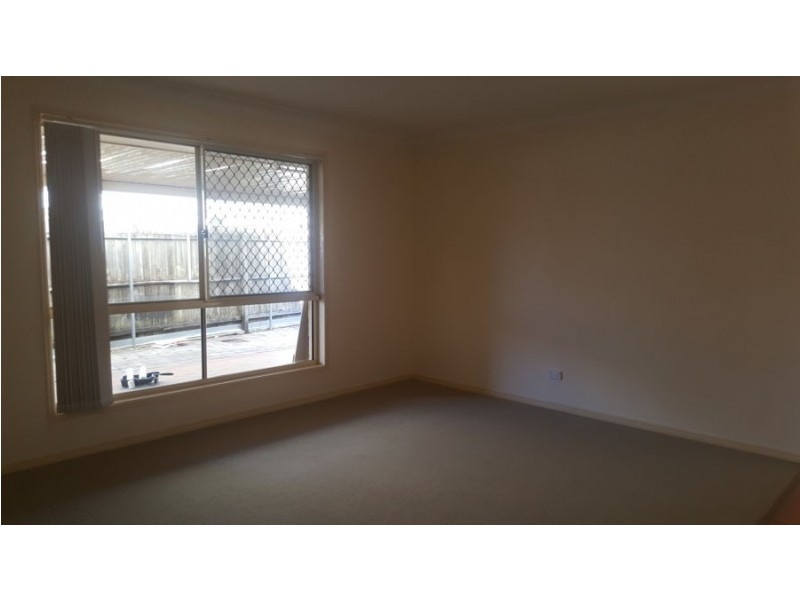 43 Karamea St, Springfield QLD 4300