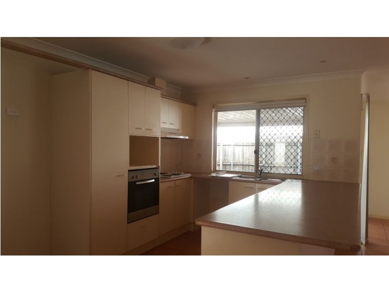 43 Karamea St, Springfield QLD 4300