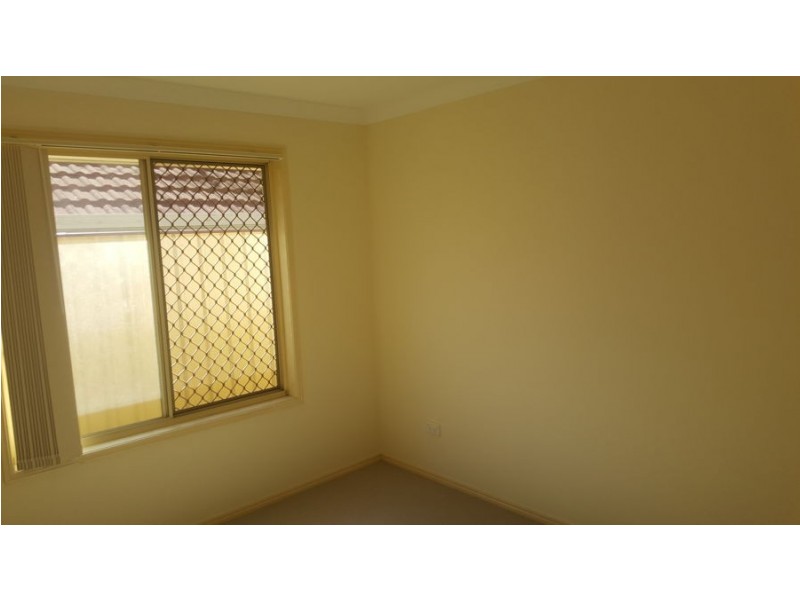 43 Karamea St, Springfield QLD 4300