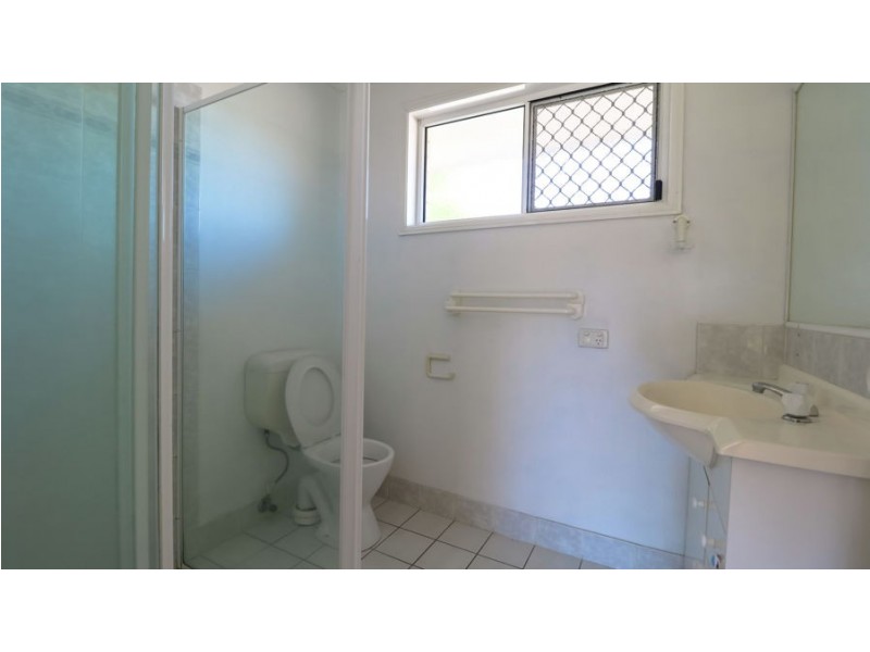 1 Dennis Close, Calamvale QLD 4116