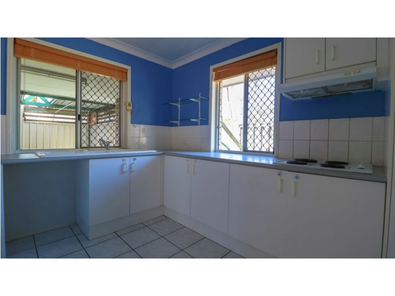 1 Dennis Close, Calamvale QLD 4116