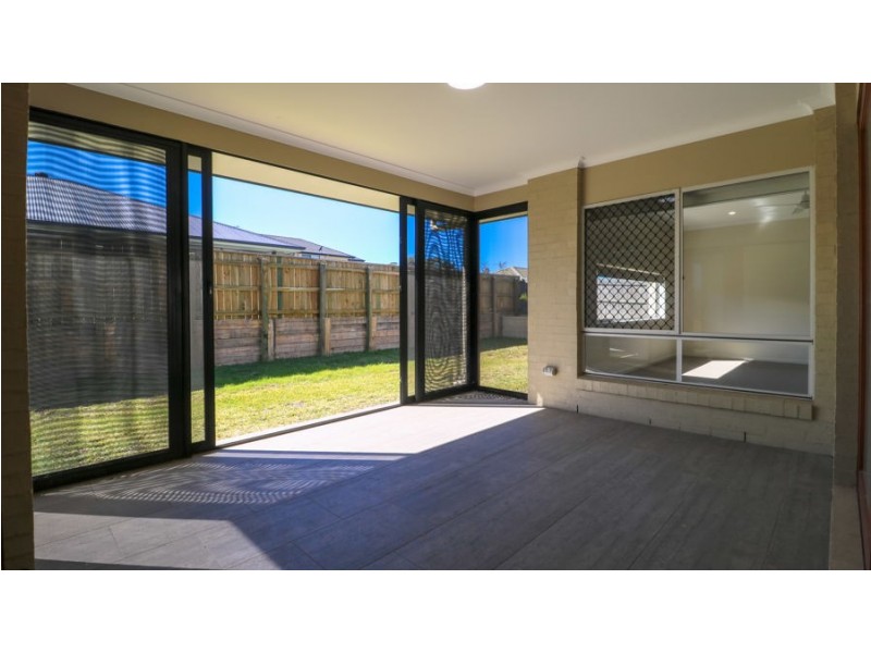 38 Opossum Circuit, Springfield Lakes QLD 4300