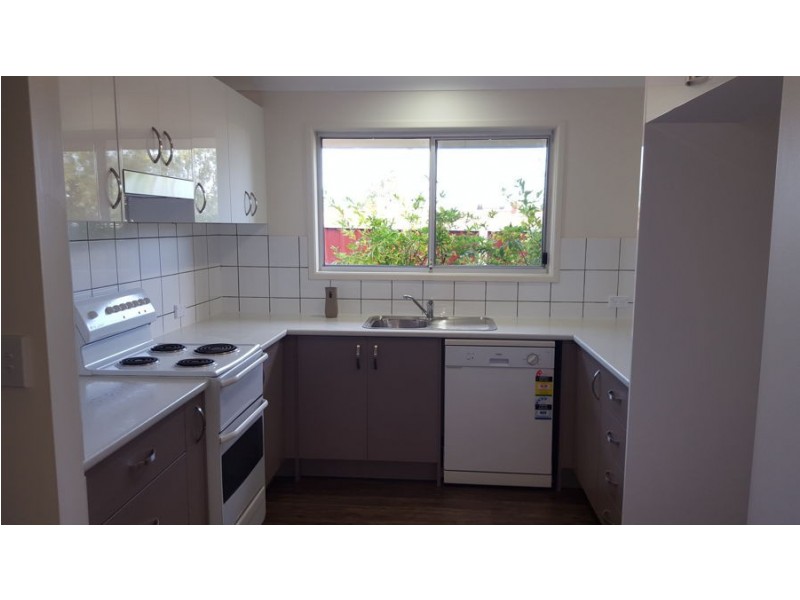 4 Volant Street, Regents Park QLD 4118