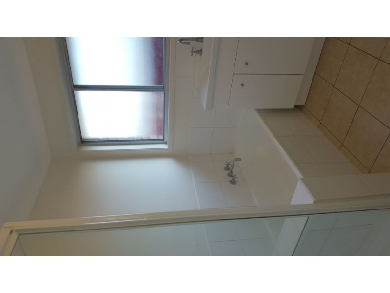 4 Volant Street, Regents Park QLD 4118