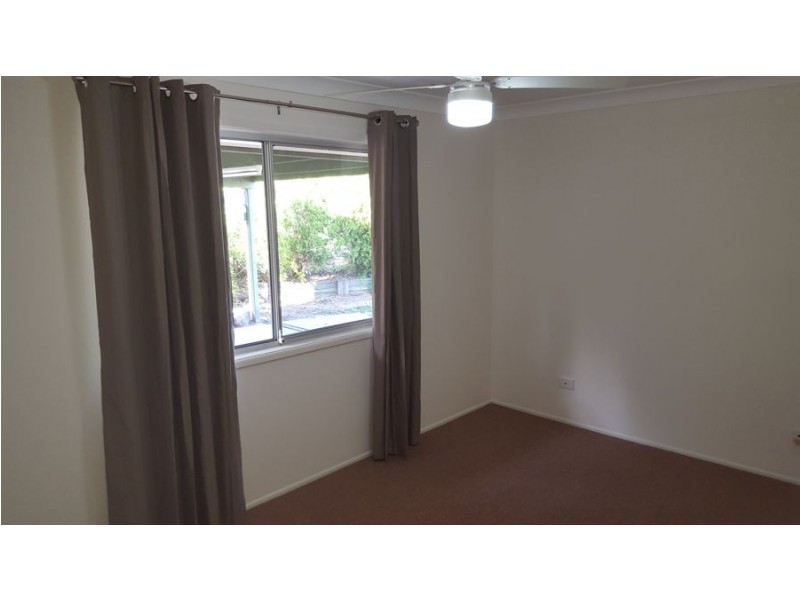 4 Volant Street, Regents Park QLD 4118