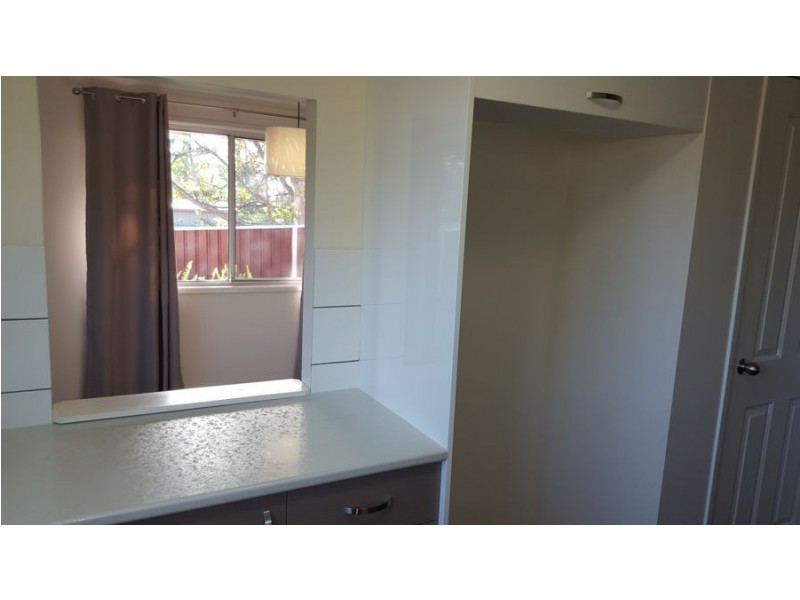 4 Volant Street, Regents Park QLD 4118