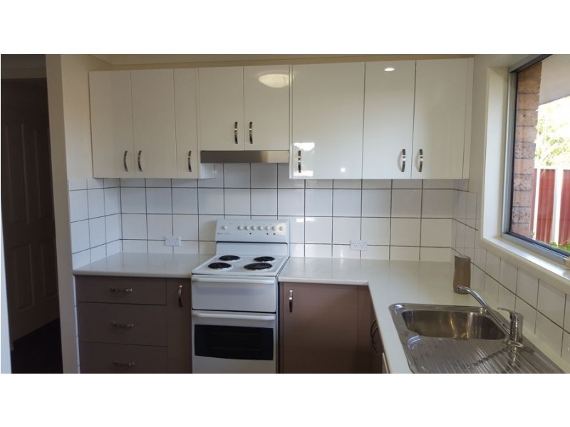 4 Volant Street, Regents Park QLD 4118