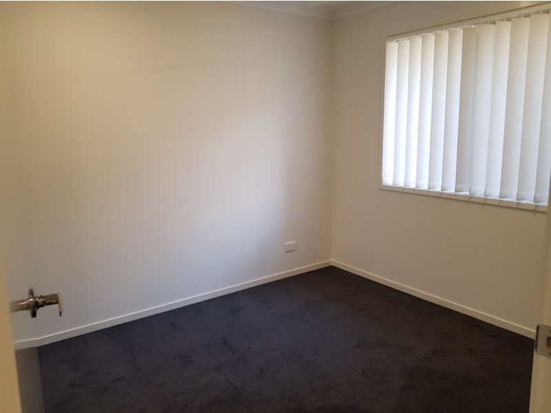 24 DERWENT CLOSE, Holmview QLD 4207