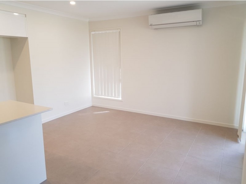 24 DERWENT CLOSE, Holmview QLD 4207