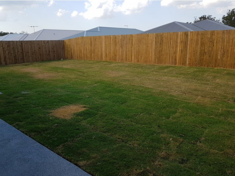 24 DERWENT CLOSE, Holmview QLD 4207