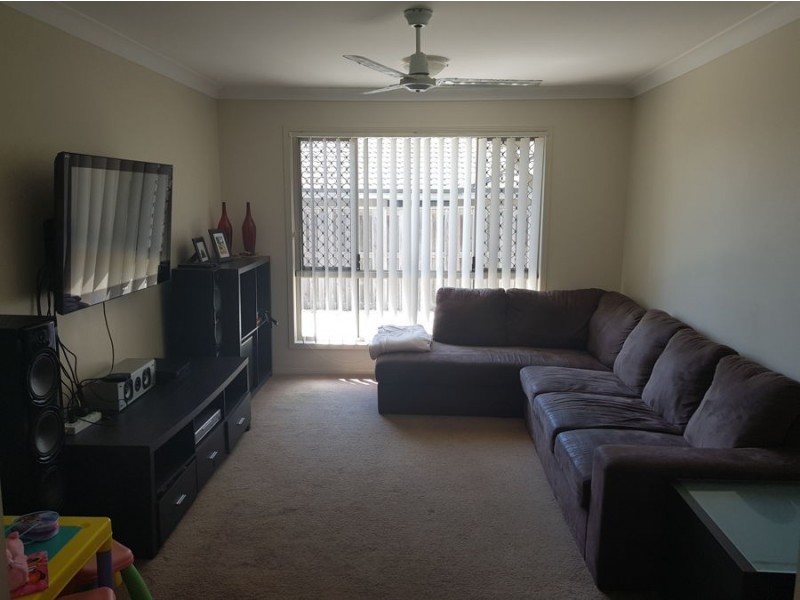 89 Cardena Drive, Augustine Heights QLD 4300